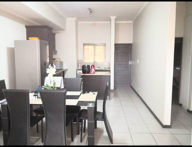 2 BEDROOM FLAT SOLD IN SHERWOOD